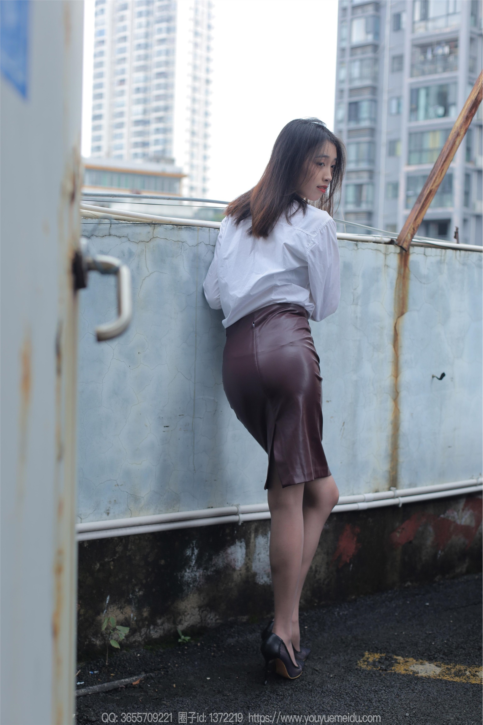 IESS异思趣向  2024.01.18 丝享家 1641 小九《停车跟随》